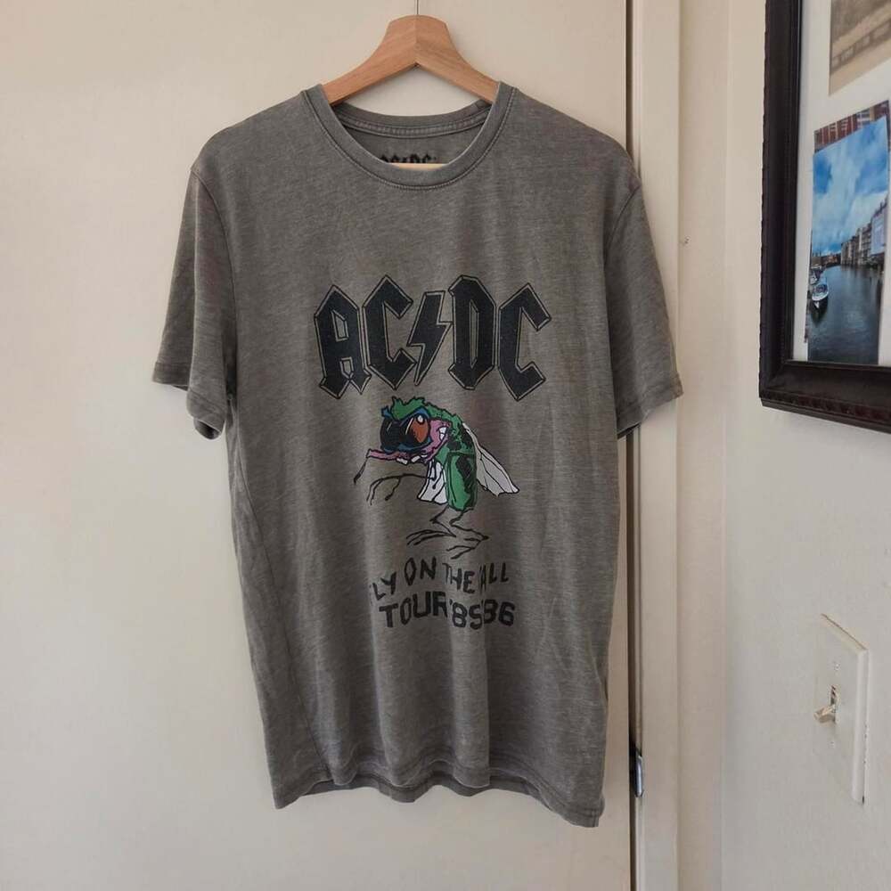 Lucky Brand AC/DC Fly on the Wall Tour T-Shirt